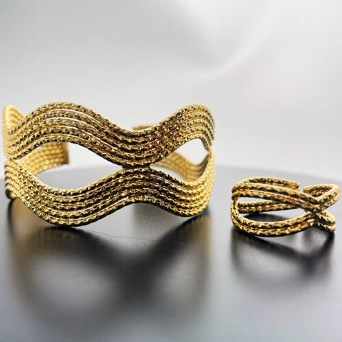 Wave Pattern Gold Bracelet and Ring Set